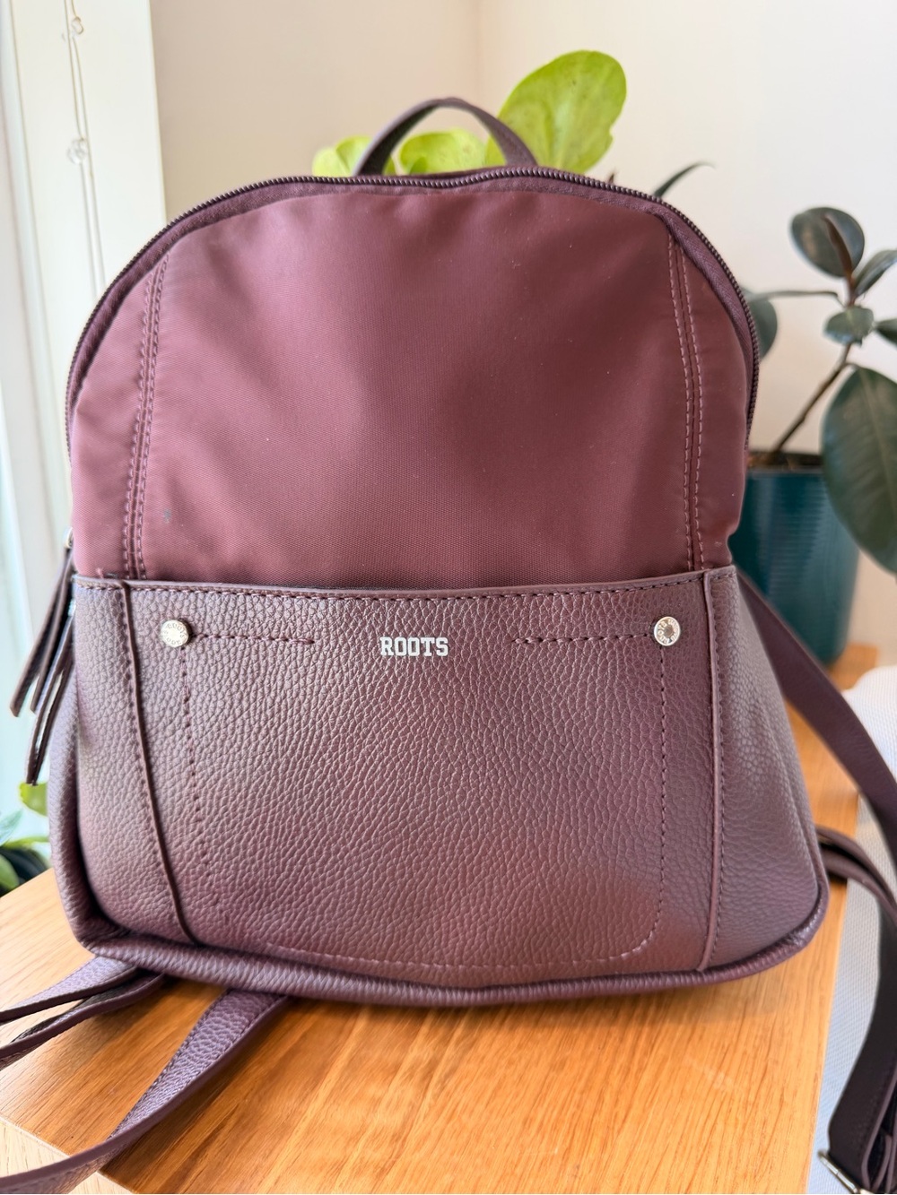 Roots Women's Plum Backpack in Burgundy